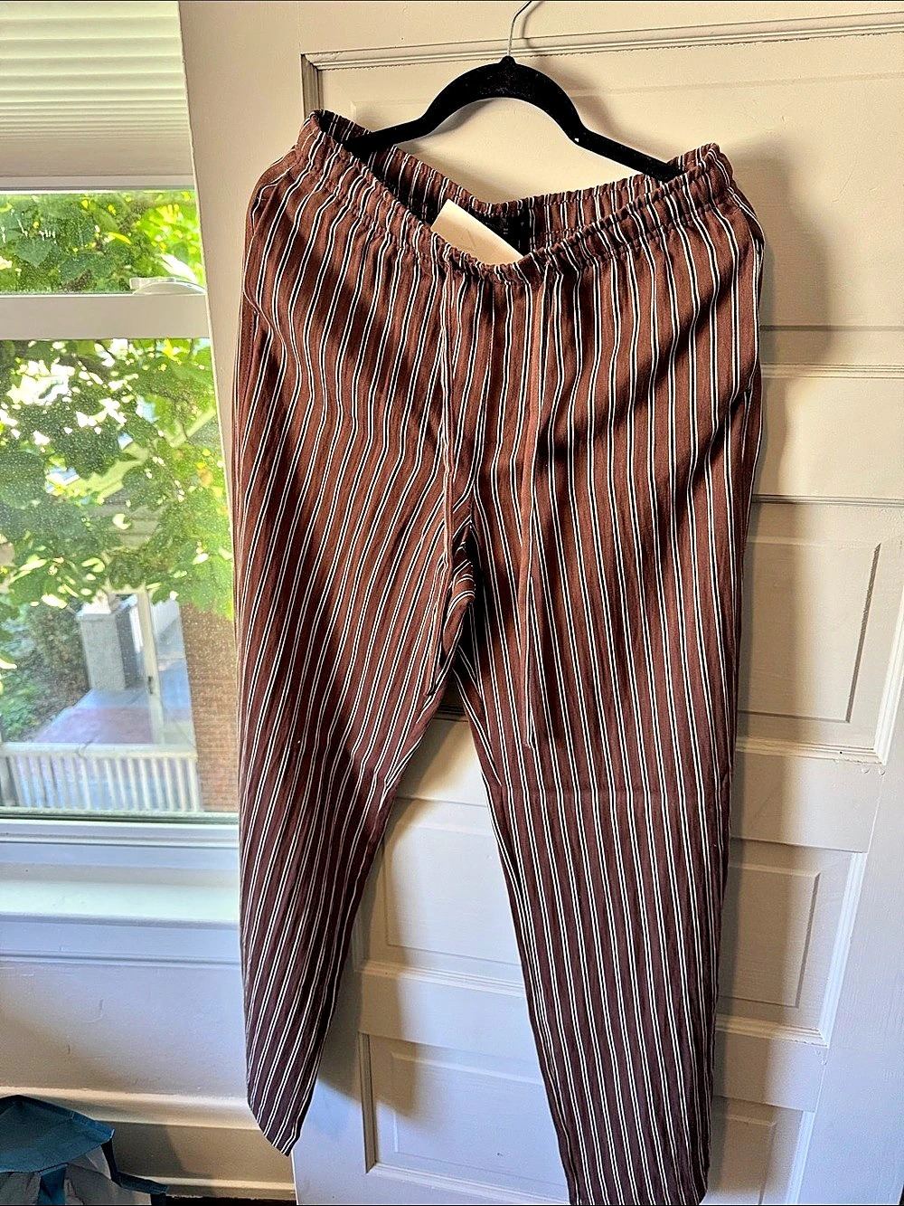 Zara Striped Straight Leg Pants in Brown & White Size Medium NWT
